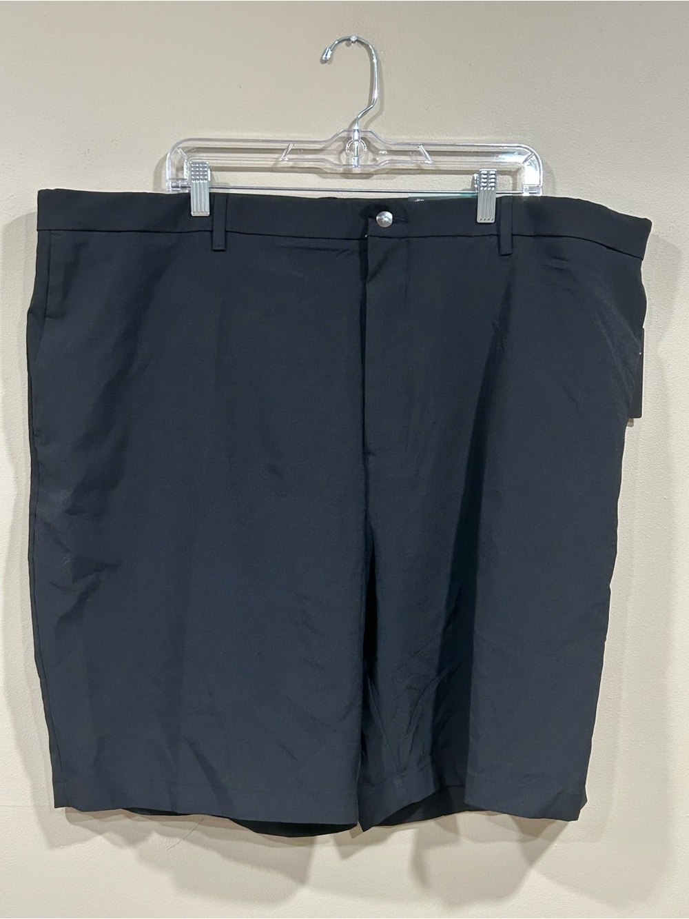 Callaway Men’s Black Performance Shorts Size 46B